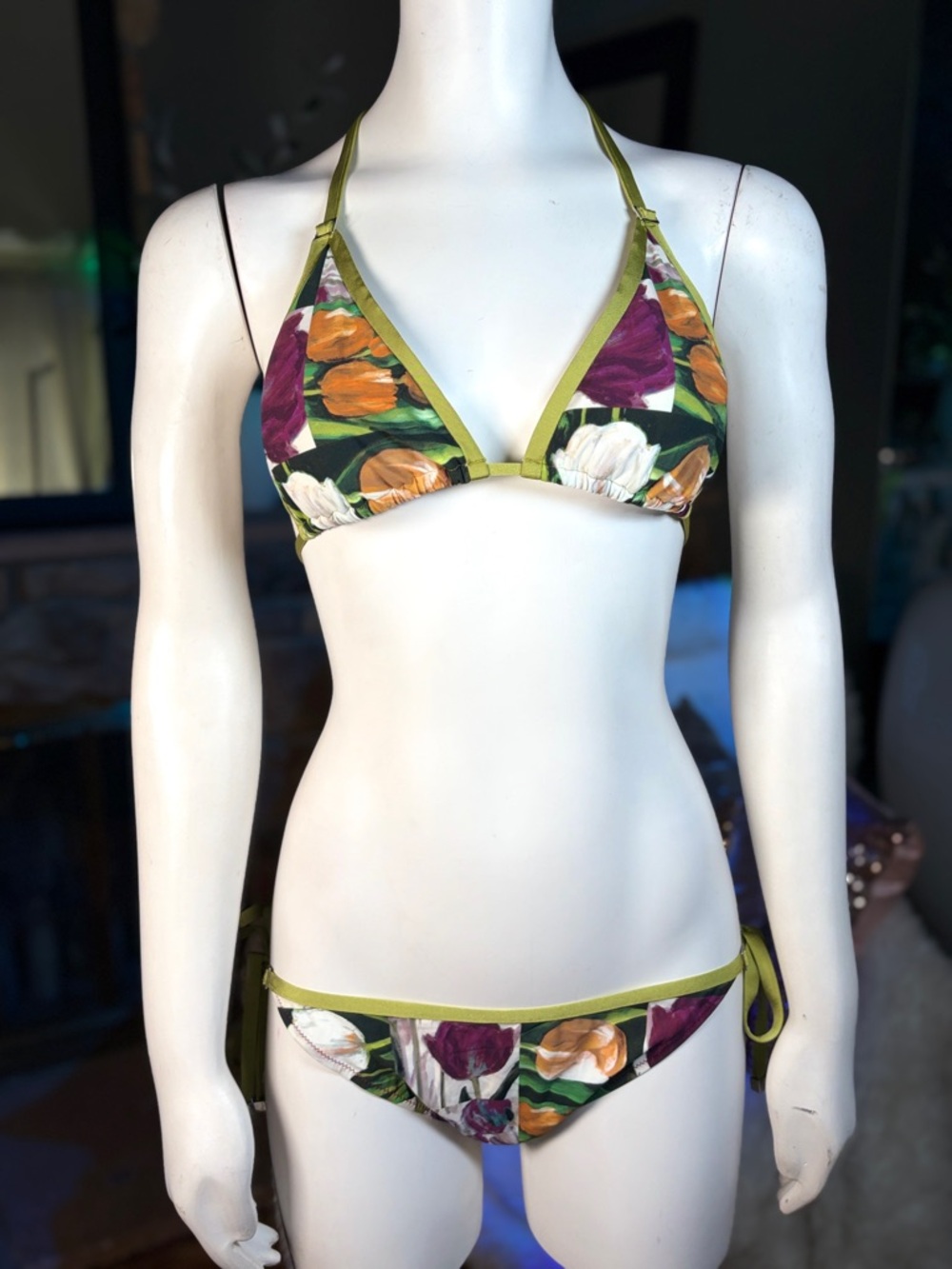 Shan 2-pc Painted Tulip Green Trim Triangle Top Side Tie Bikini Swim Suit, Sz 10